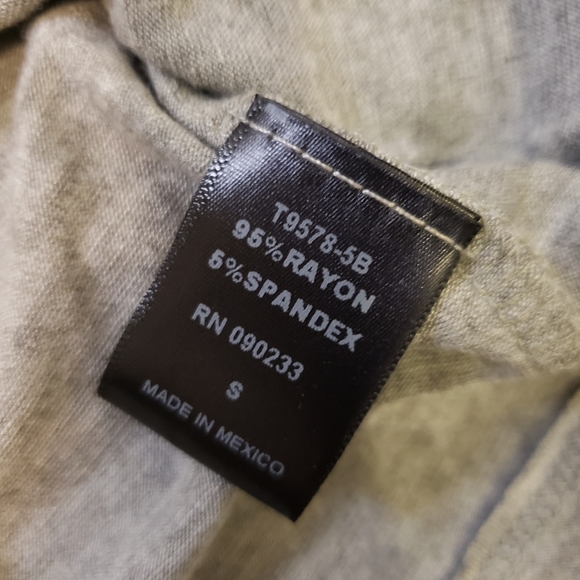 LA Hearts by PacSun Cold Shoulder Light Gray Shirt - Picture 5 of 6